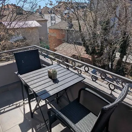 Luxury 2bd By The Sea Garden Entrance By Flat Mаnager Burgas City