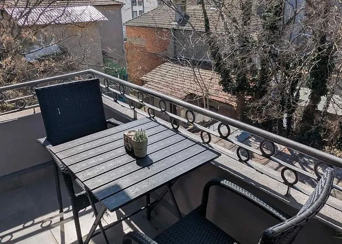 Luxury 2bd By The Sea Garden Entrance By Flat Mаnager 布尔加斯