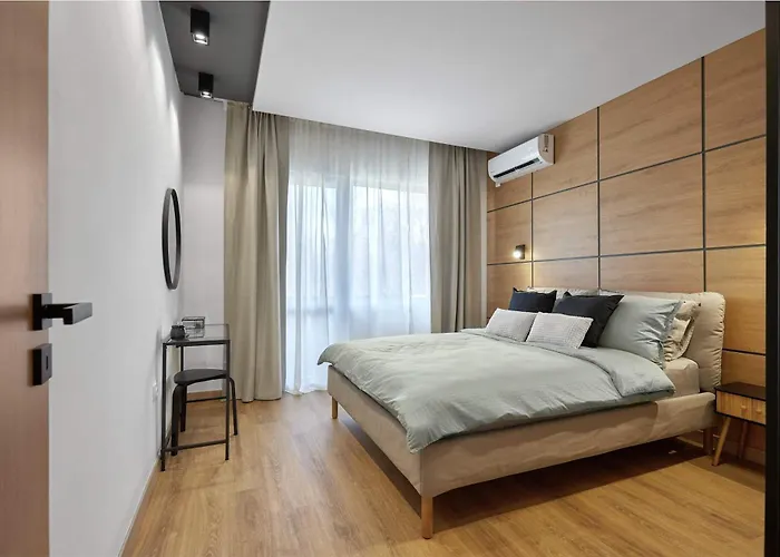 Luxury 2bd By The Sea Garden Entrance By Flat Mаnager شقة *